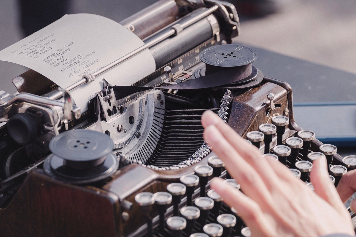 Nasce Instapoeti, il nuovo brand di Alise Editore